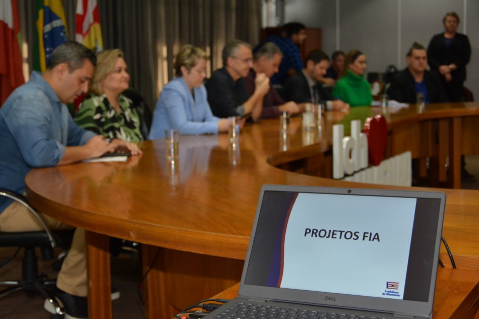 Prefeitura firma parceria com entidades para execução de projetos 1 Prefeitura de Blumenau 1