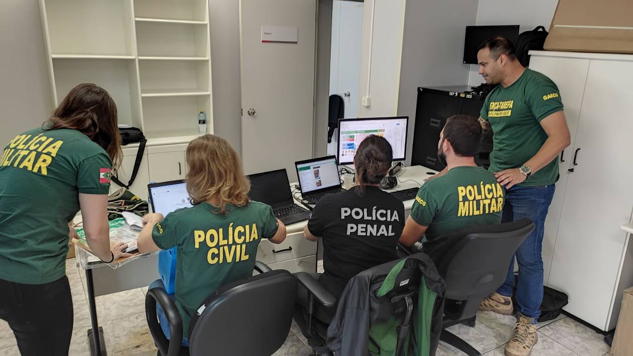 Ação do Gaeco em Apiúna investiga secretário de administração de Ibirama 1 Gaeco MPSC Easy Resize.com