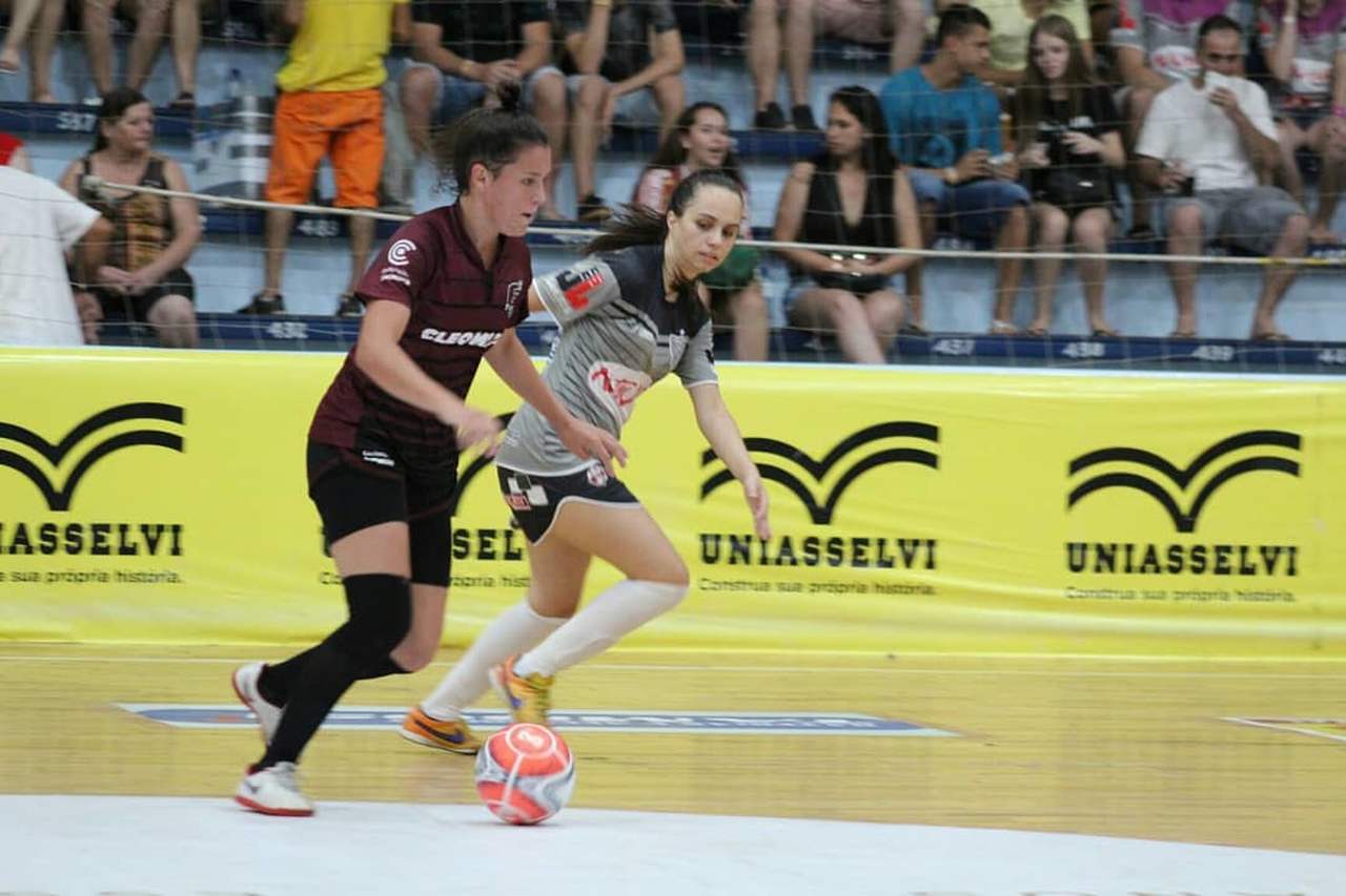 Indaial inicia Torneio de Verão Categoria Adulto Feminino 1 Futsal Feminino 1 Easy Resize.com