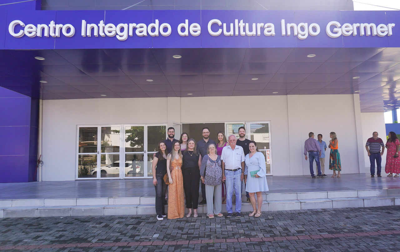 Ex-prefeito Ingo Germer é homenageado no Centro Integrado de Cultura de Timbó 1 HOMENAGEM CIC INGO GERMER FOTO RAQUEL PISKE 2