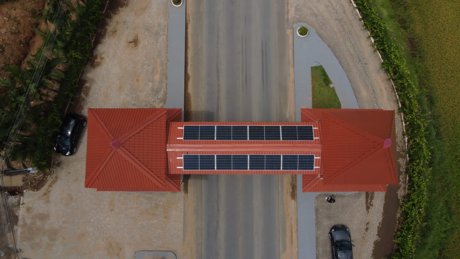 Portal de Rodeio recebe geração de energia solar 1 Portal de Rodeio 1
