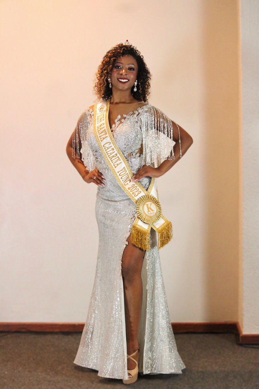 Blumenau conquista Miss Santa Catarina Young 2023 2 Rutyely Geraldo 1 Easy Resize.com