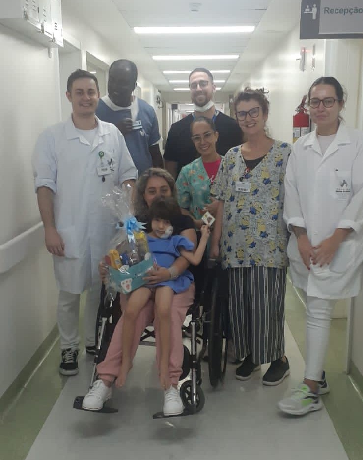 Vitimados de atentado recebem alta hospitalar em Blumenau 1 IMG 20230406 WA0112 1