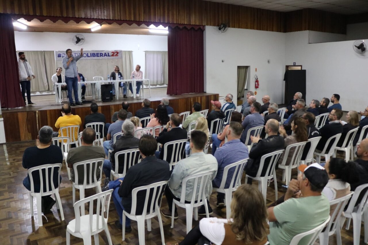 Deputado Ivan Naatz oficializa nova executiva do PL em Rio dos Cedros 1 PL Rio dos Cedros 1