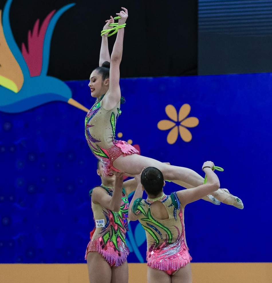 Blumenauense é bicampeã panamericana de Ginástica Rítmica 1 Associacao de Ginastica Ritmica de Blumenau