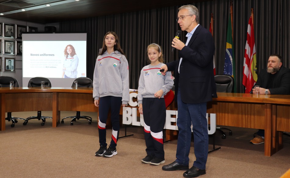 Secretaria de Educação de Blumenau anuncia novidades para rede pública municipal de ensino 1 alunos de blumenau