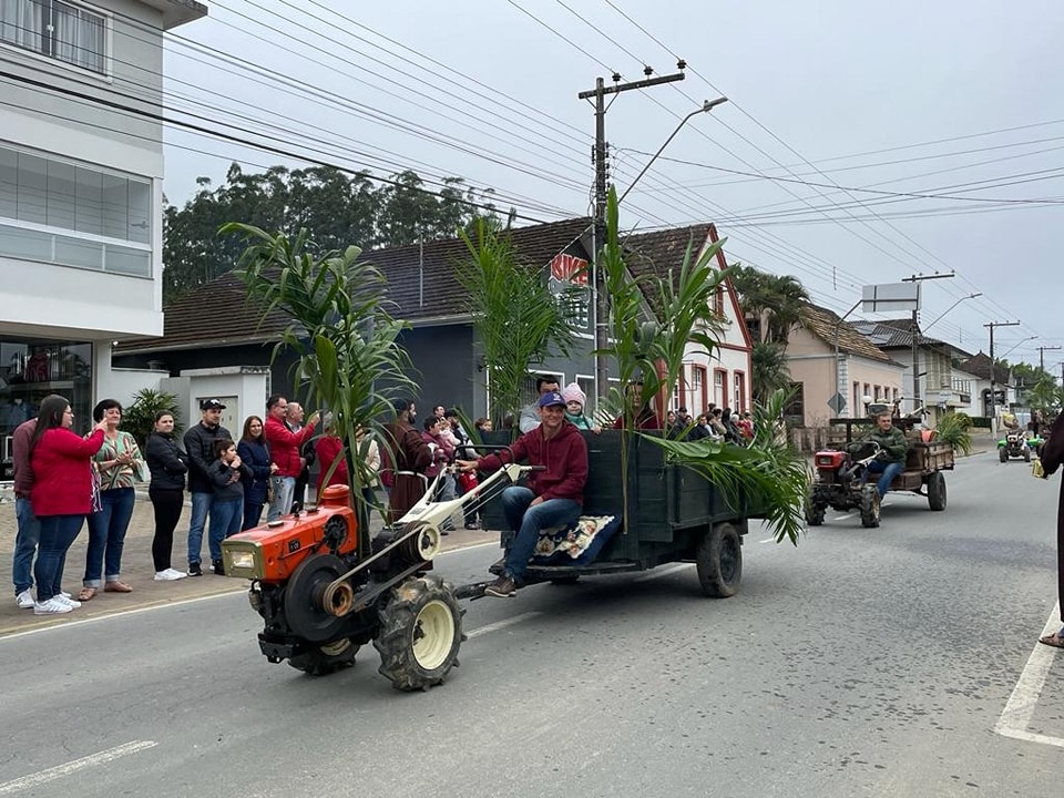 Rodeio comemora sucesso da 37º Festa do Colono e Motorista 2 Desfile Festa Colono Rodeio