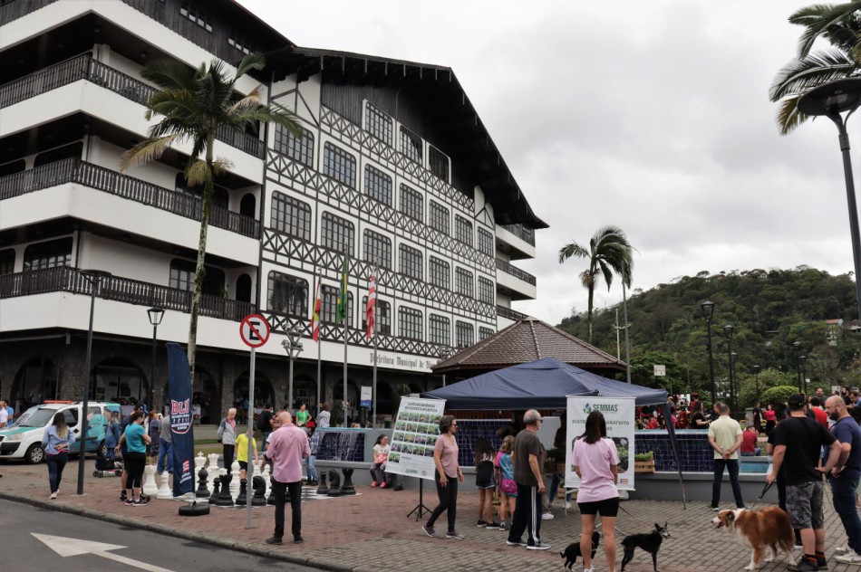 Revitalização da Praça Victor Konder é entregue a comunidade blumenauense 2 Praca Victor Konder Prefeitura de Blumenau