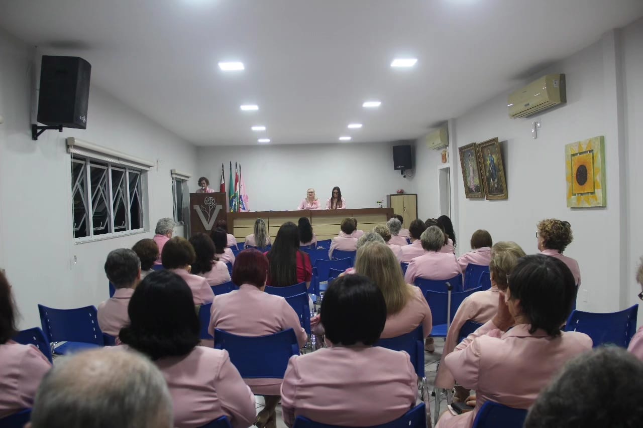 Rede Feminina de Combate ao Câncer de Indaial completa 33 anos com homenagem na noite desta quinta-feira 1 Rede Indaial