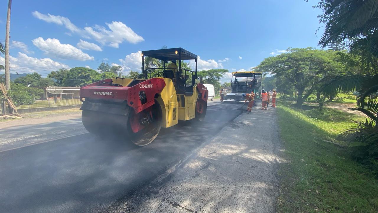 Obra de restauração da BR-470 deixa o trânsito em Pare e Siga em Indaial 1 BR 470 Indaial