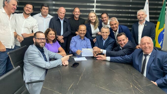 Prefeito Mário Hildebrandt é filiado no PL 2 IMG 6270