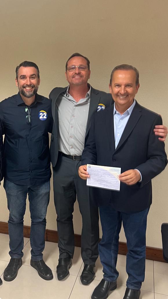 PL anuncia Flávio Buzzi como pré-candidato a prefeito em Timbó 1 e9a9cd65 d0be 44c4 8a58 bf6606c236b7
