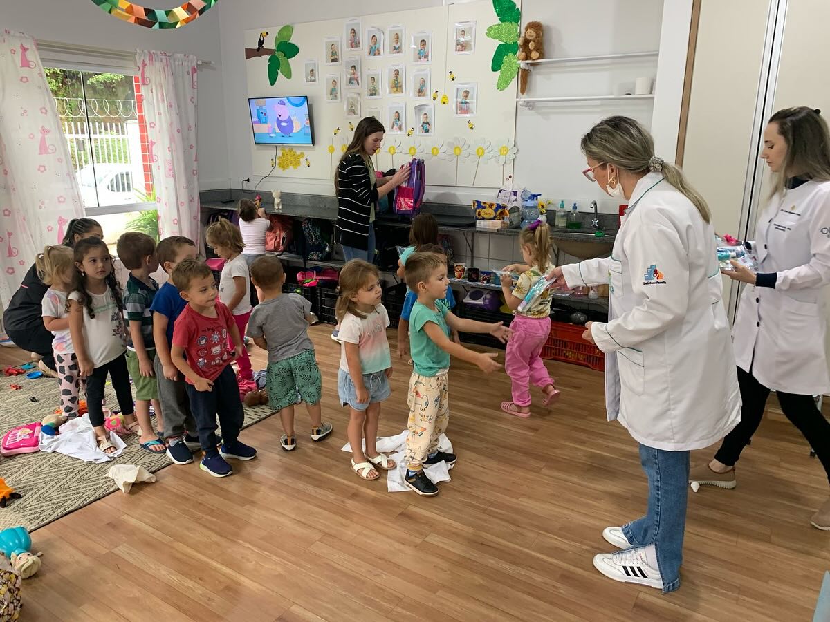 Prefeitura de Benedito Novo promove integração entre saúde e educação através do Programa Saúde na Escola 1 Prefeitura de Benedito Novo 1