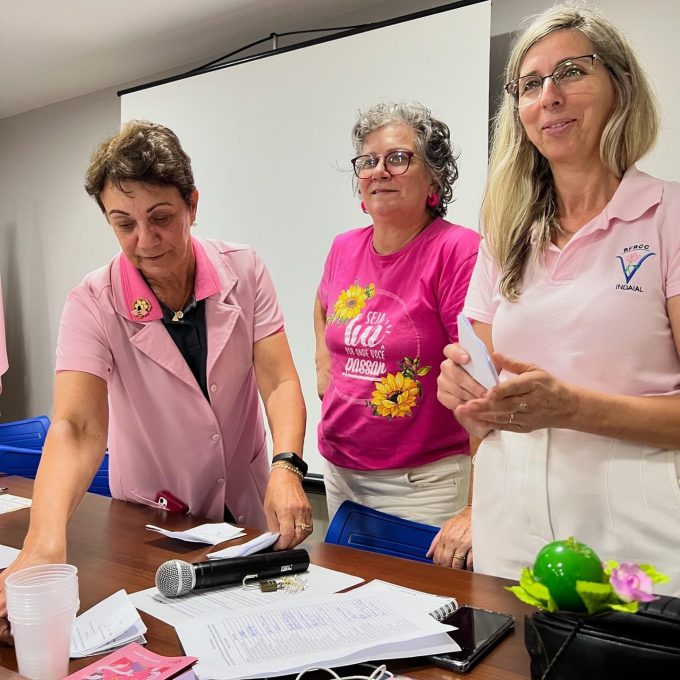 Rede Feminina de Combate ao Câncer de Indaial elege nova diretoria. 1 IMG 8806