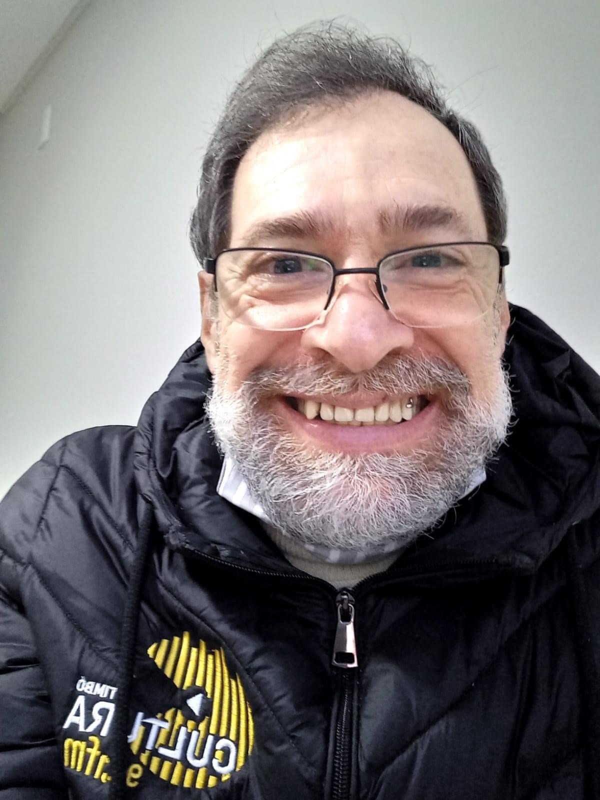O adeus ao icônico radialista Ceni de Souza da Rádio Cultura de Timbó. 1 IMG 8955