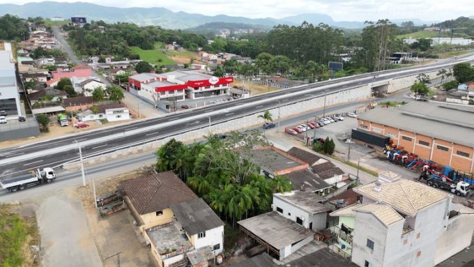 DNIT libera tráfego em novo viaduto de Indaial 1 viaduto de Indaial