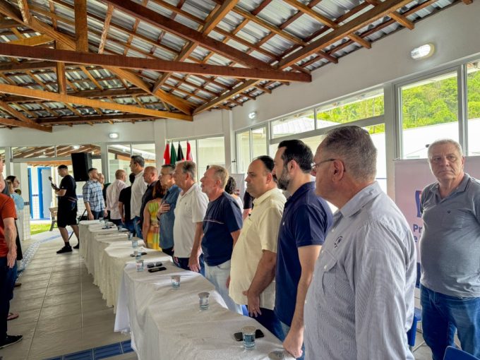 Prefeitura entrega nova escola e outras melhorias para a comunidade da Vila Itoupava 1 Escola Basica Municipal Vereador Erno Bublitz1