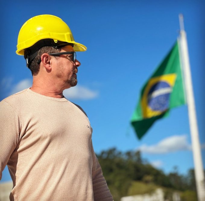 Jonas Lima deixa a Câmara e assume como vice-prefeito de Indaial, devolvendo R$ 3,4 milhões do legislativo para a Prefeitura 1 WhatsApp Image 2024 12 24 at 11.42.20 1