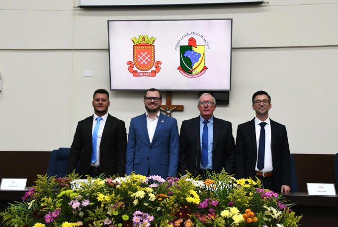 Valentim Blasius é o novo presidente da Câmara de Indaial 2 Mesa Diretora da Camara de Indaial