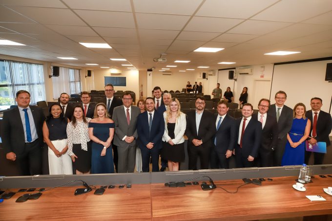 Em visita institucional à OAB/SC, Presidente do TJSC comunica vaga do Quinto Constitucional 1 Visita do presidente do TJSC a OAB SC