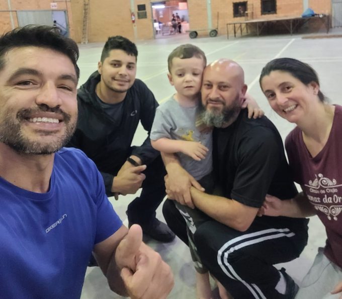 Associação de Mães e Amigos dos Autistas de Ascurra (AMAA) é implantada 2 WhatsApp Image 2025 02 15 at 12.41.00 e1739802161643