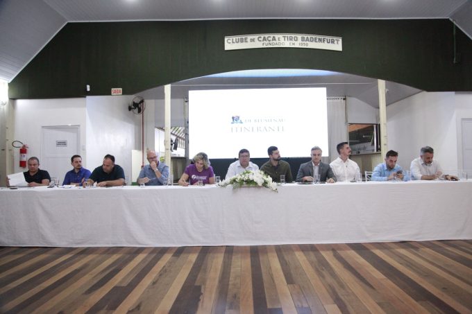 Sessão itinerante da Câmara de Blumenau debate prioridades da região do Badenfurt 1 Camara de Blumenau 1 Easy Resize.com 1
