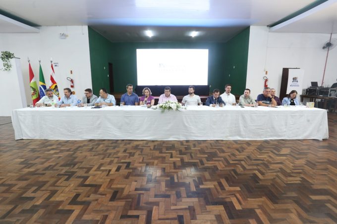 Moradores da região da Velha apresentam demandas aos vereadores em sessão itinerante da Câmara 2 Camara Itinerante Blumenau Velha Central Easy Resize.com