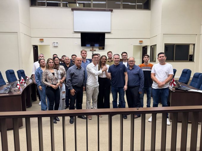 Deputado Fábio Schiochet empossa vereador Valmir Jordani na presidência do União Brasil em Indaial 2 WhatsApp Image 2025 04 14 at 18.36.04