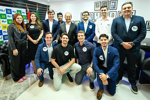 Flavio Linhares assume secretaria de articulação política do PL Jovem em Santa Catarina 2 WhatsApp Image 2025 05 06 at 12.20.49
