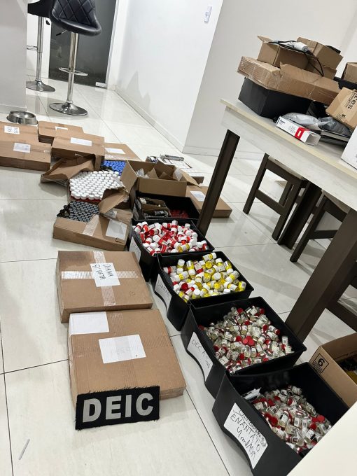 Polícia Civil desarticula rede que falsificava medicamentos e anabolizantes em SC e GO 1 medicamentos e anabolizantes