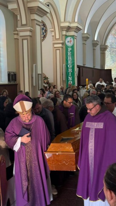 Frei José Bertoldi falece aos 90 anos, foram 67 anos de vida religiosa 3 SEPULTAMENTO FREI JOSE BERTOLDI