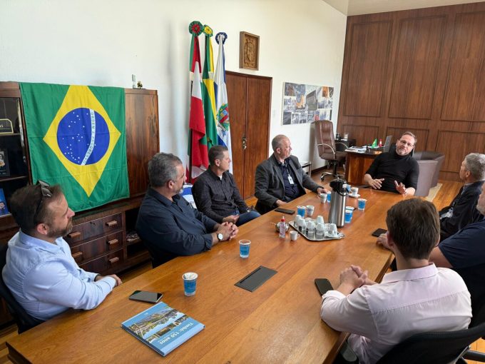 Secretário de Estado da Segurança Pública visita Timbó para tratar de investimentos 1 WhatsApp Image 2025 07 28 at 16.30.13 Easy Resize.com