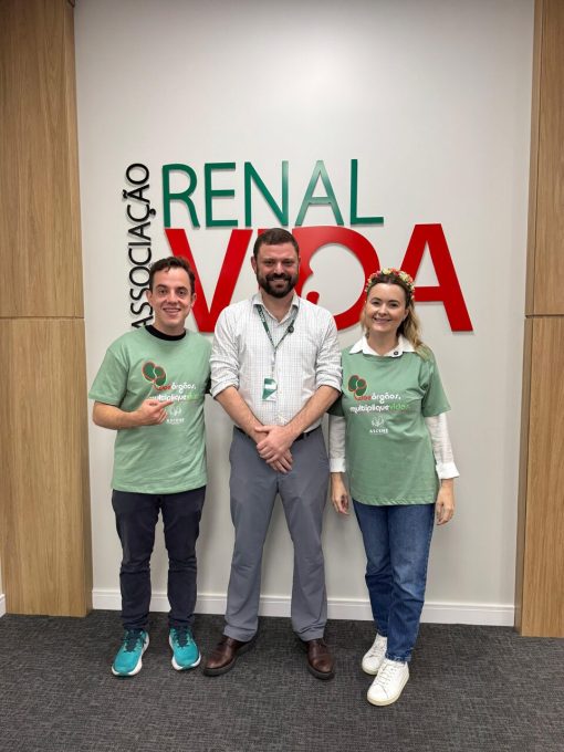 Júlia Zanatta cumpre roteiro em Blumenau e faz primeira visita oficial ao prefeito Egídio ao lado do vereador Flávio Linhares 2 WhatsApp Image 2025 09 04 at 07.19.24 Easy Resize.com