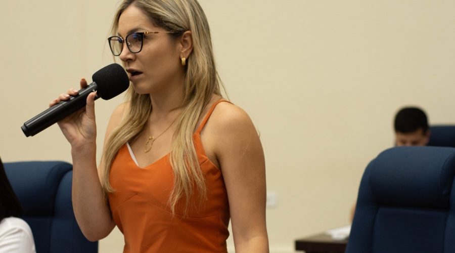 Vereadora Fernanda Santos