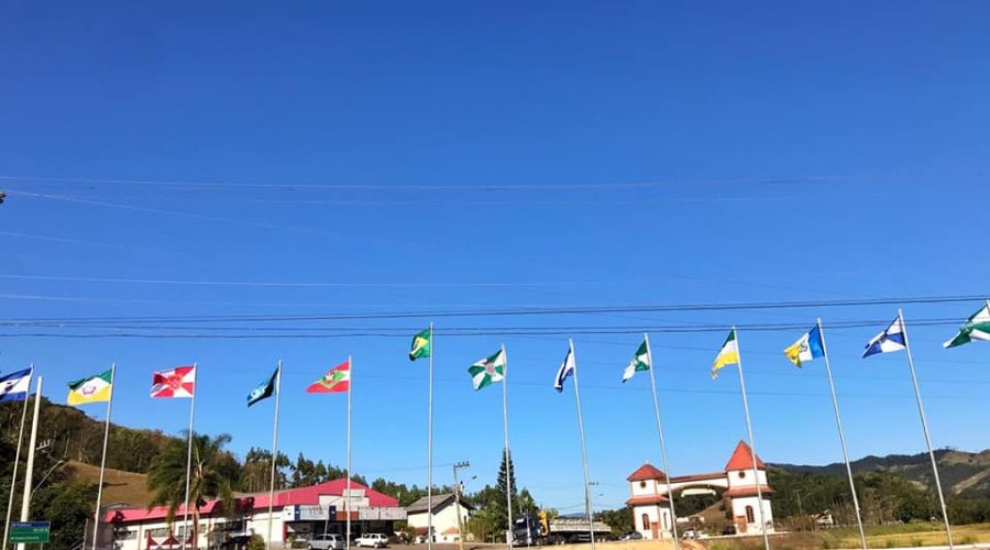 Praça das Bandeiras em Rodeio