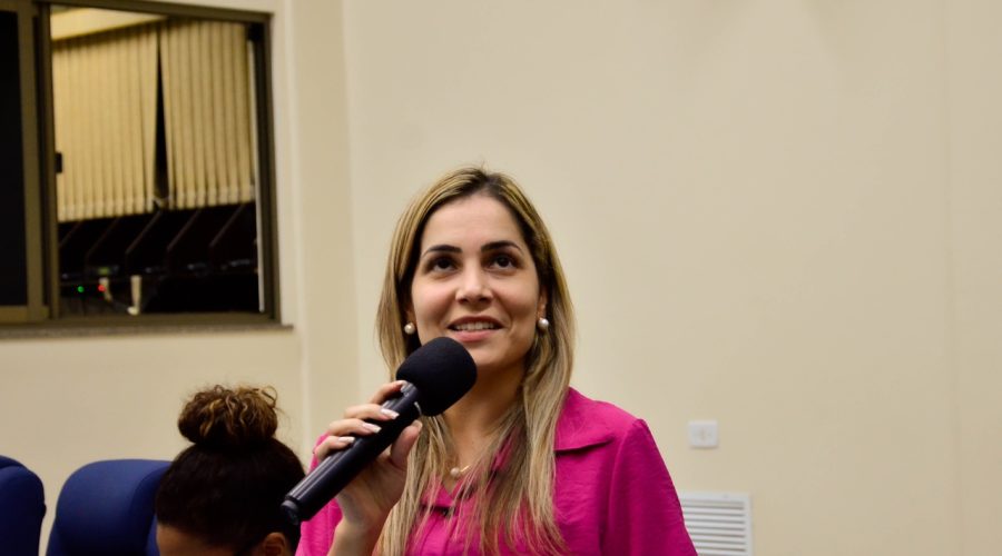 Vereadora Fernanda Santos