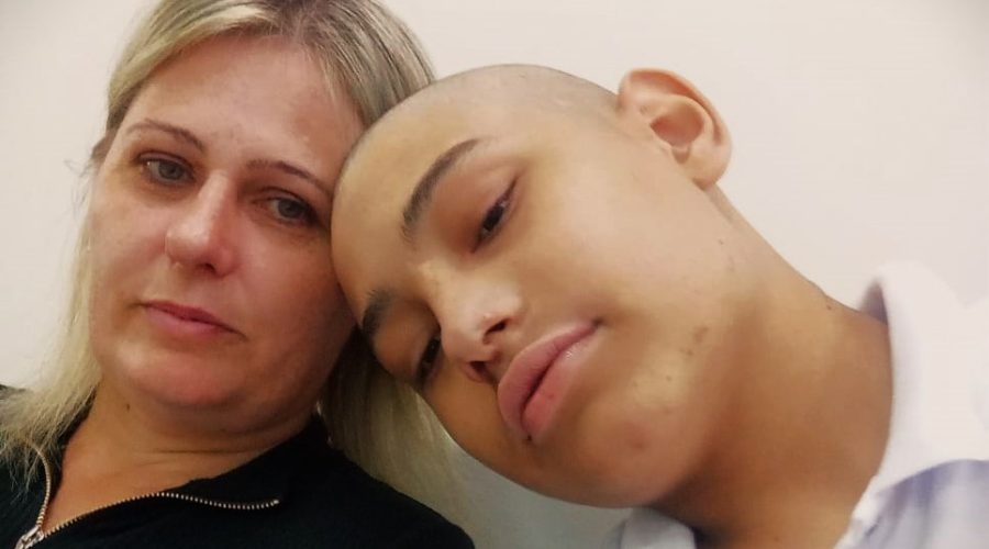 Gustavo e sua mãe Fabiana