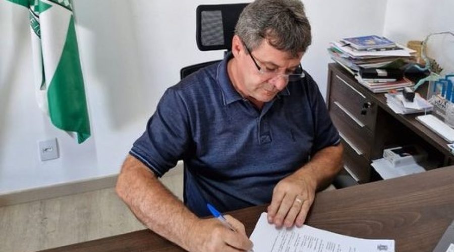 prefeito Valcir Ferrari