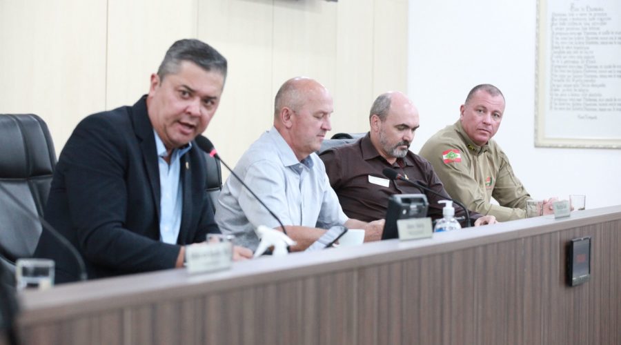Vereador Almir Vieira na Mesa Diretora