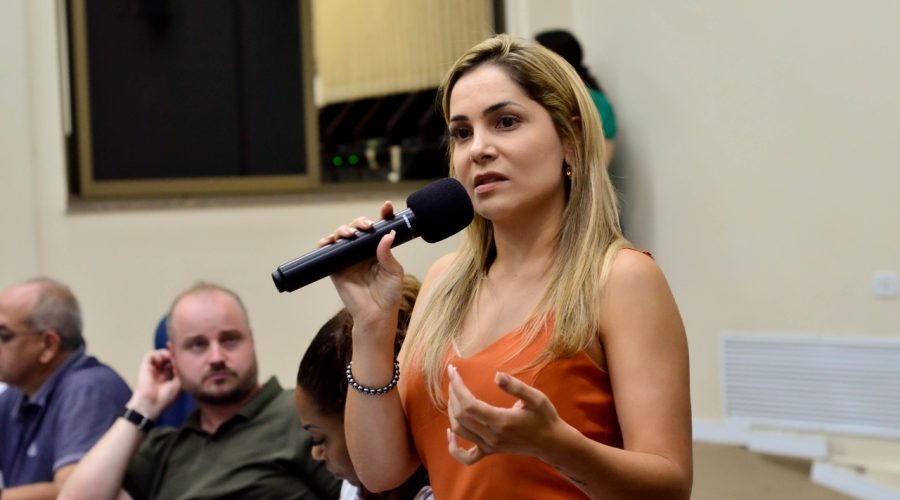 Vereadora Fernanda Santos