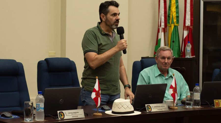 O vereador tem muito conhecimento sobre Indaial e as Leis