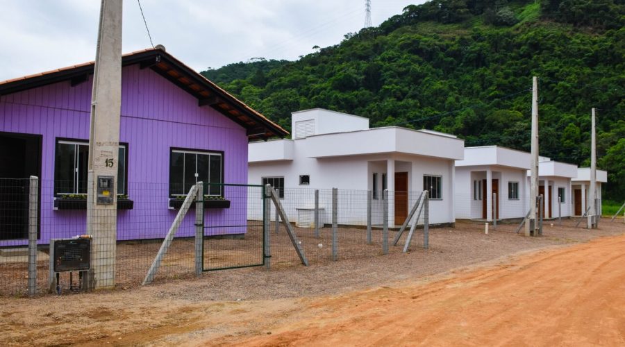 Casas entregue em Ascurra