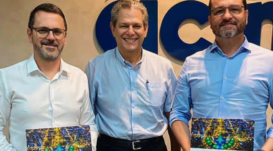 Prefeitos; Silvio César, Silvio Barros e Flávio Buzzi
