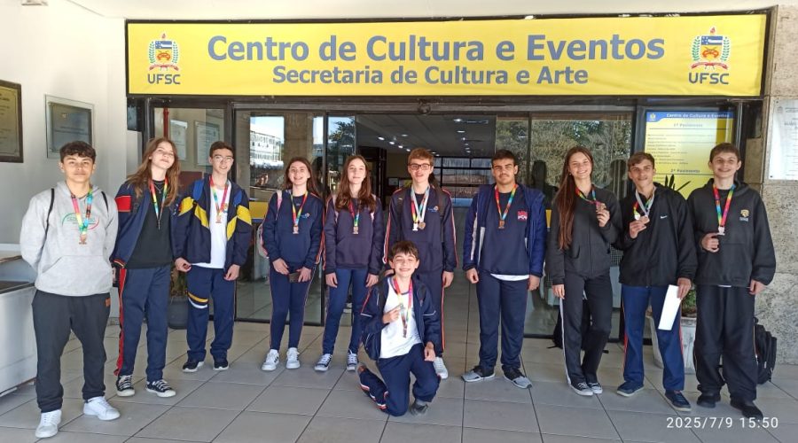 Estudantes de Timbó