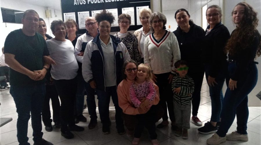 Equipe de Enfermagem com a Prefeita Arrabel Murara